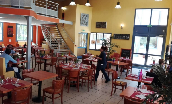 Repas de groupe - La Maison Des Lacs - restaurant LONS - Restaurant Laroin - bien manger LONS